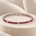 Bracciale Tennis quadro in oro Bianco 18k con rubini e diamanti