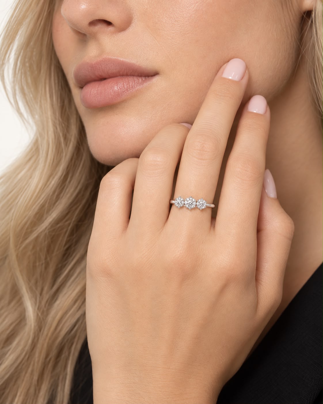 Anello Trilogy in diamanti in oro bianco 750
