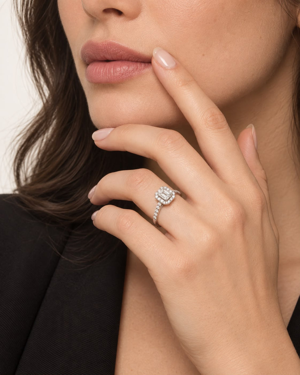 Anello Dream con diamante taglio smeraldo 1.00ct in oro bianco 18k