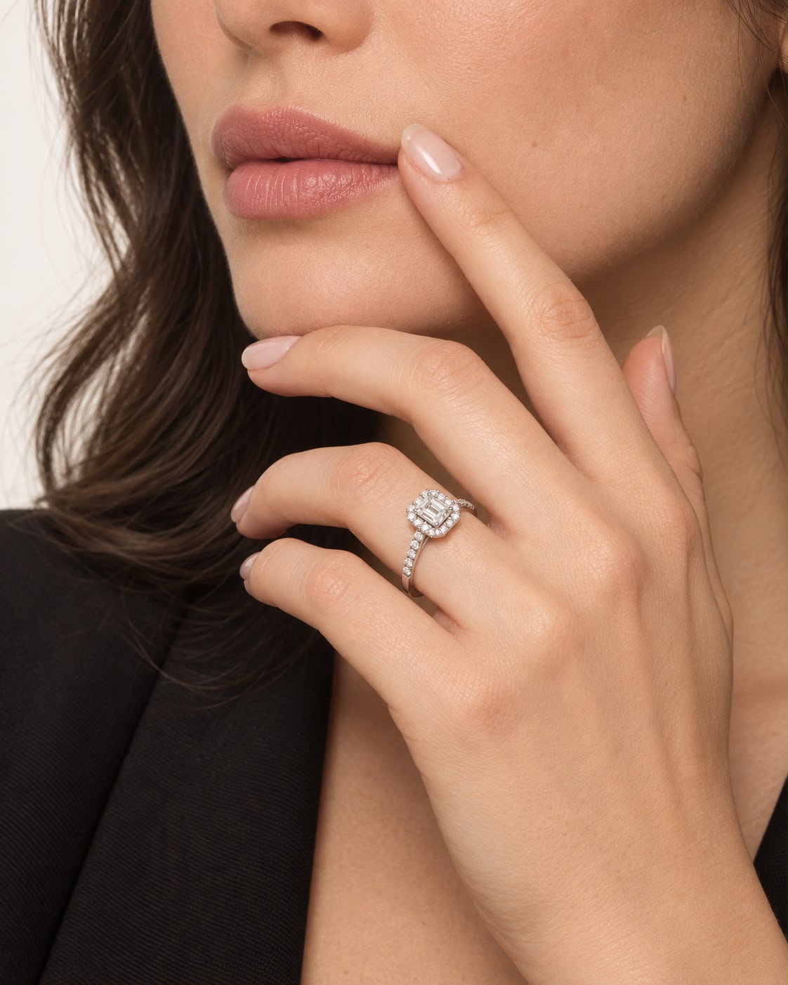 Anello Dream con diamante taglio smeraldo 1.00ct in oro bianco 18k