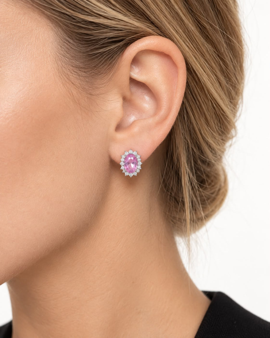 Orecchini in oro bianco 18k con zaffiro rosa ovale e diamanti