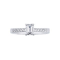 Anello Baguette con diamante taglio smeraldo 0.70ct in oro bianco 18k