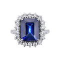 Anello Incanto in oro bianco 18k con diamanti e Zaffiro blu rettangolare di circa 12x10 mm